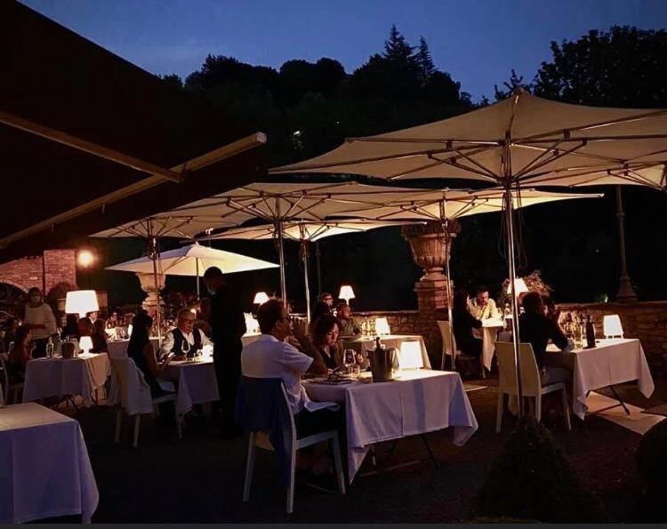 La Ribezza Boutique Hotel (Adults Only) มอนฟอร์เต ดิ อัลบา ภายนอก รูปภาพ