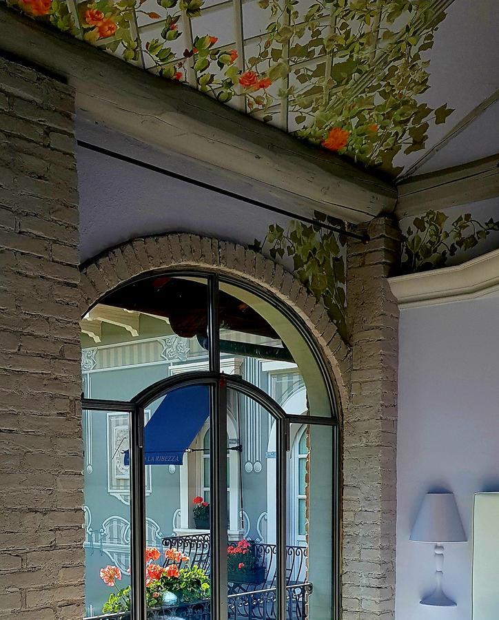La Ribezza Boutique Hotel (Adults Only) มอนฟอร์เต ดิ อัลบา ภายนอก รูปภาพ