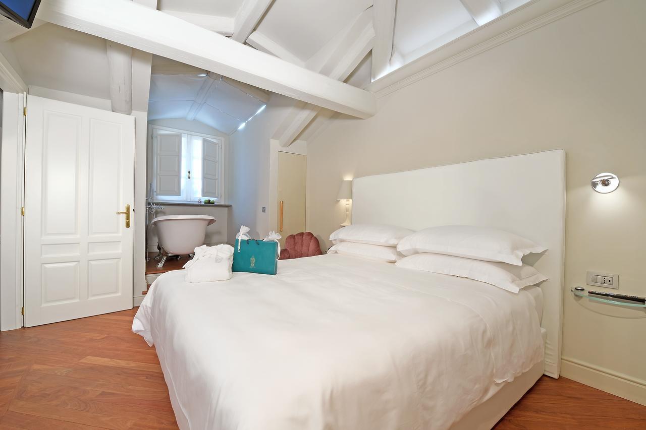 La Ribezza Boutique Hotel (Adults Only) มอนฟอร์เต ดิ อัลบา ภายนอก รูปภาพ